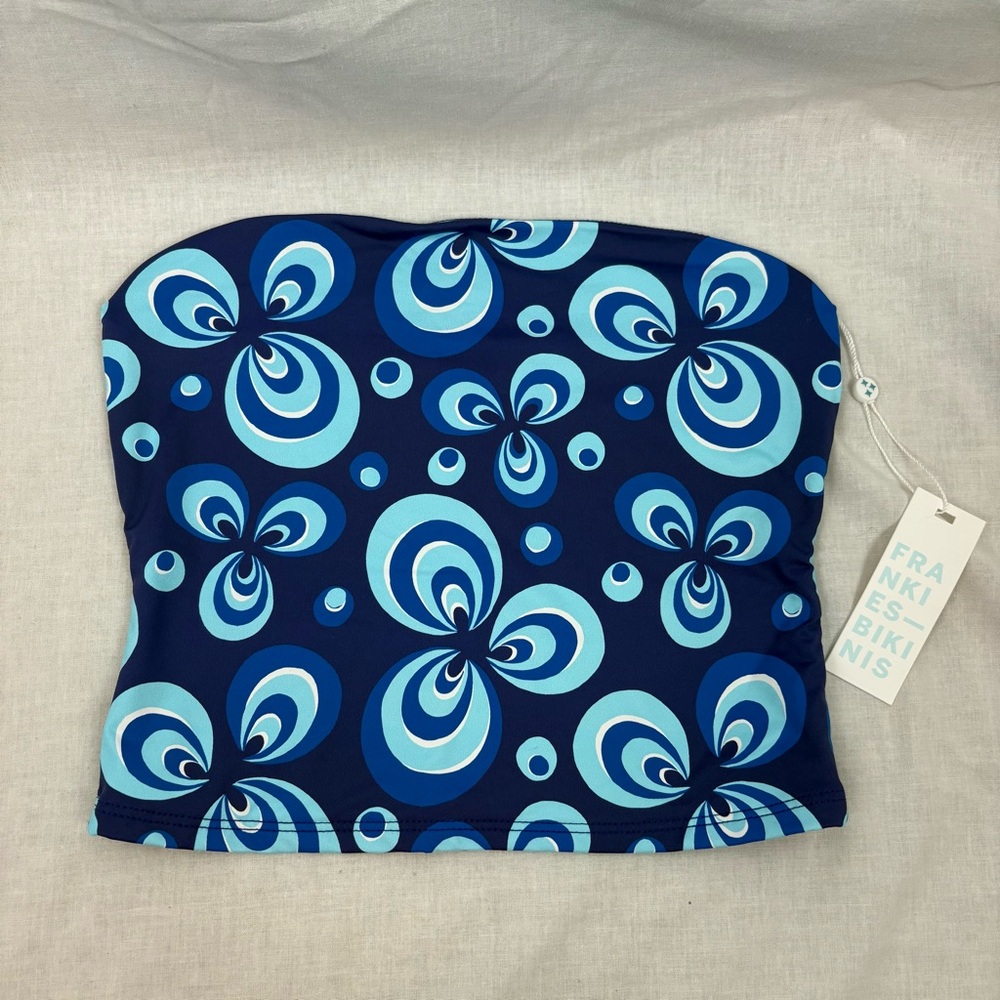 NWT Frankies Bikinis Peace Strapless Bikini Top Amulet